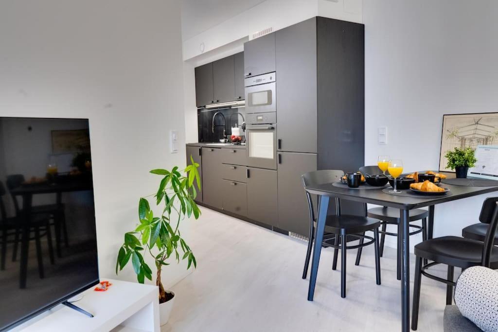 Best Location In Tampere! Modern City Apartment, 2Rooms, Kitchen And Balcony Exterior foto